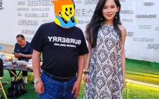 分手了？森林北带8岁女儿和帅哥聚餐，汪峰忙事业冷落女友！