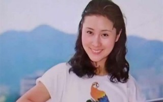 《少林寺》女主丁岚：从影坛明星到商业女强人的蜕变与孤独