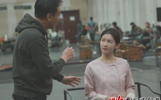 《苏堤春晓》发布会在京举办 苏青搭档辛柏青演绎宋韵风尚（苏堤春晓的历史背景和文化内涵是什么?）