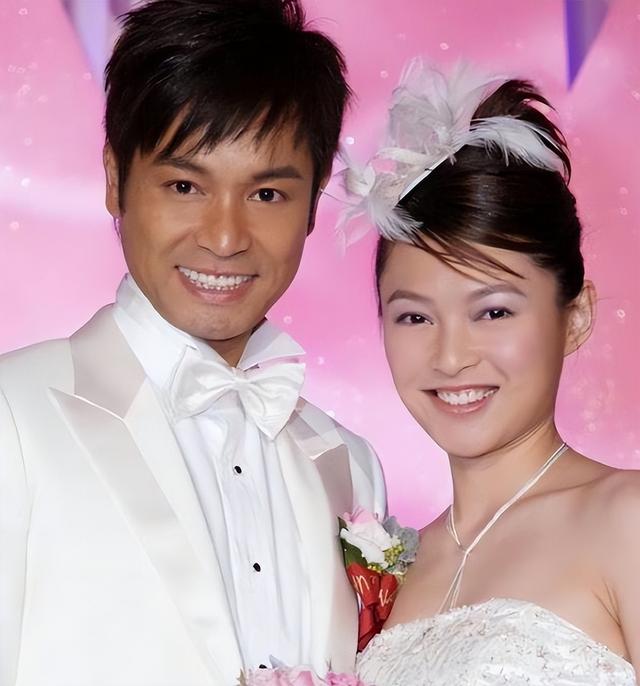 18年付出换来孩子嫌弃，近亿房产只写丈夫名，欧倩怡婚姻引人深思（播放欧倩怡的歌）-第31张图片-九妖电影