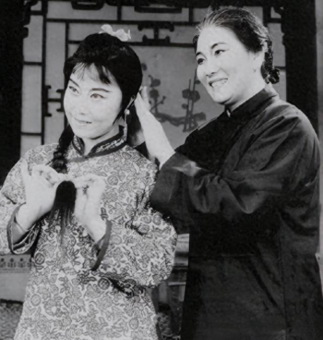 1963年，春晚女王赵丽蓉竟拒绝会见毛主席，主席却连道三声：好（赵丽蓉春晚造型）-第6张图片-九妖电影