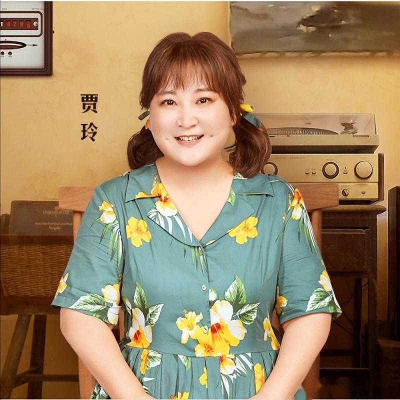 41岁贾玲VS39岁杨天真：割胃瘦VS运动瘦，谁更胜一筹？（贾玲面对天价）-第5张图片-九妖电影