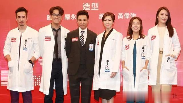 TVB视帝视后首合作拍剧，男二女二趁机上位，网友担心内地播不了（历届tvb视帝视后名单表）-第2张图片-九妖电影