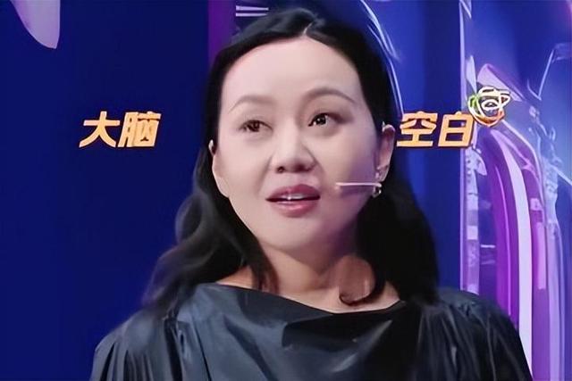 “风情女人”闫妮：离婚后曾多次“老牛吃嫩草”，53岁为何还未婚（闫妮的戏）-第16张图片-九妖电影