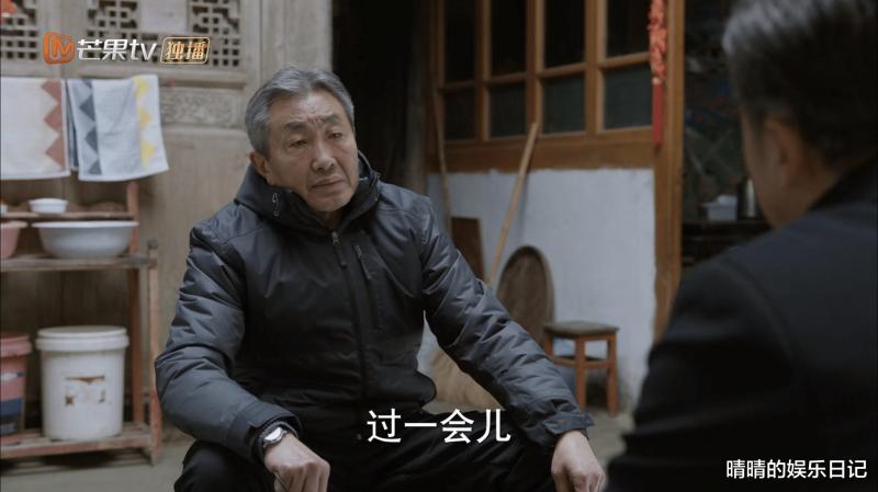 《江河日上》口碑大爆，躲过了男主黄志忠，却被55岁男三号惊艳了（江河日下什么意思啊）-第12张图片-九妖电影