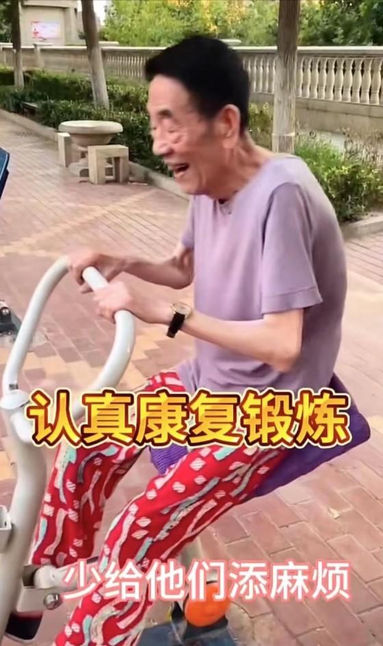 喝酒吃肉、抽华子，92岁的杨少华，在享福的路上一去不返（现在的和尚喝酒吃肉）-第22张图片-九妖电影