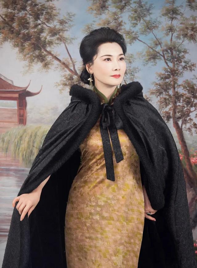 即使拿了金鸡奖影后，没有流量明星参演《追月》票房不到一百万（金鸡奖参加人员名单）-第5张图片-九妖电影