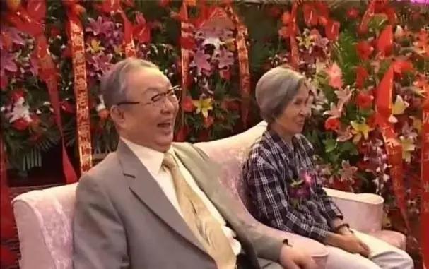 十登春晚的他晚年丧子，85岁患癌离世一年后，儿女为遗产对簿公堂（历年春晚被毙掉的小品）-第12张图片-九妖电影