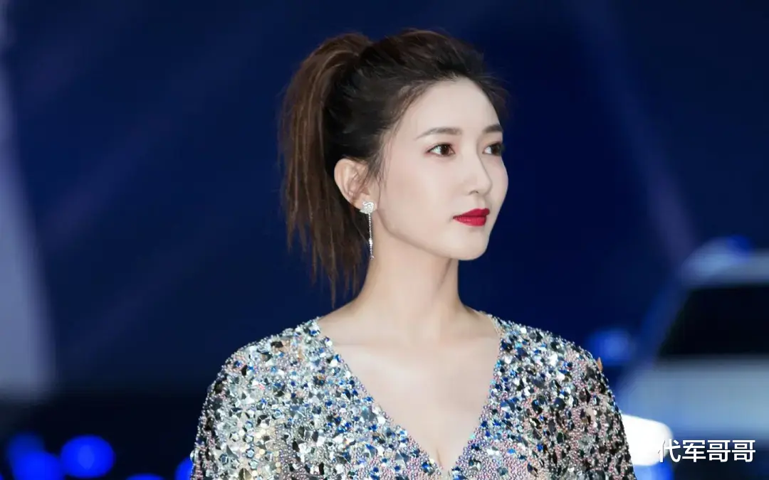 来自上海的20位女星，个个貌美如花，谁才是你心目中的女神？-第13张图片-九妖电影