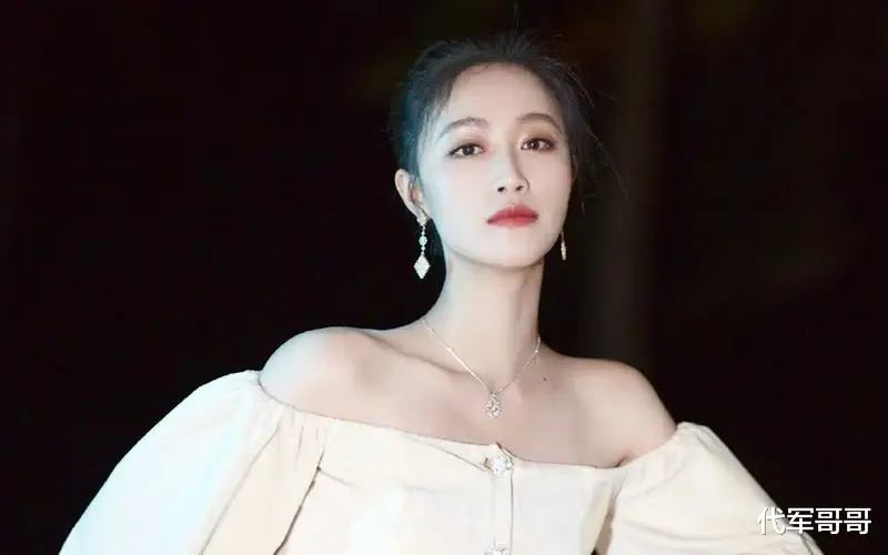 来自上海的20位女星，个个貌美如花，谁才是你心目中的女神？-第17张图片-九妖电影