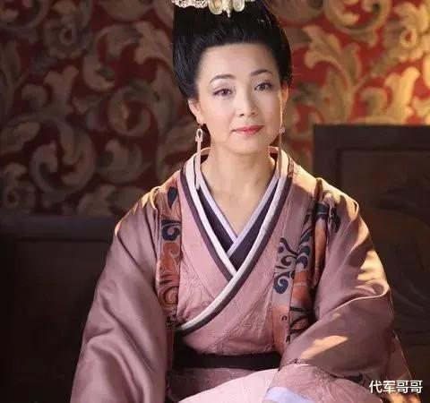 长了一张“刻薄脸”，个个一脸“凶”相，这些女星几乎演不了好人-第13张图片-九妖电影