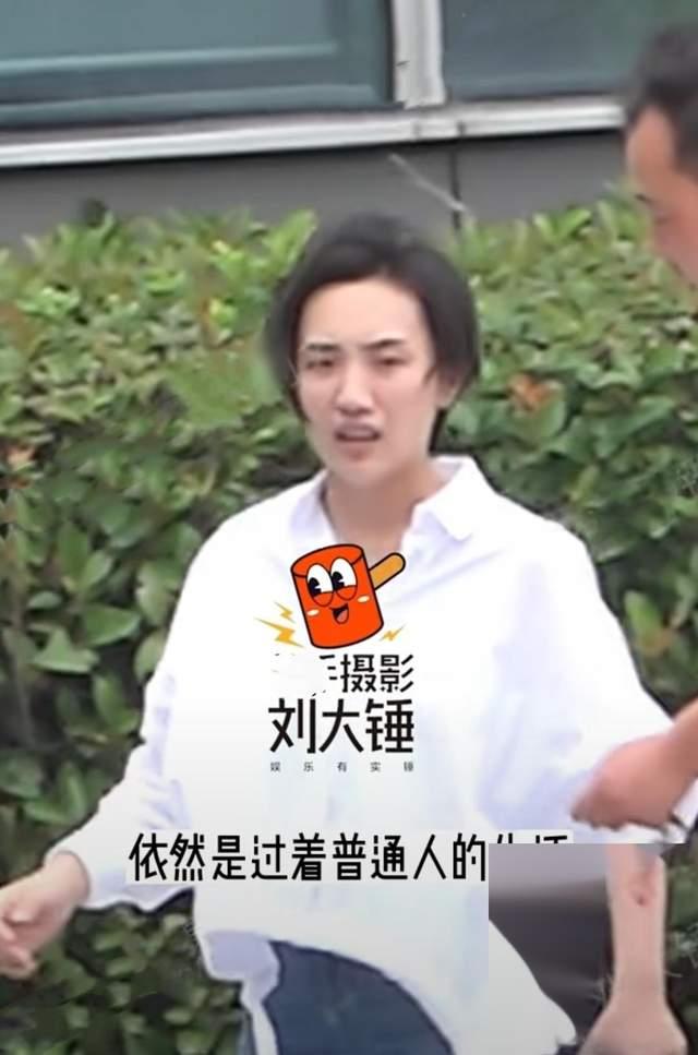 胡歌官宣当爸后，与妻子高清同框照首曝光，黄曦宁依着胡歌好甜蜜-第14张图片-九妖电影