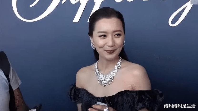 因生不出孩子被踢出豪门，二婚后却儿女双全，这次她终于扬眉吐气-第28张图片-九妖电影