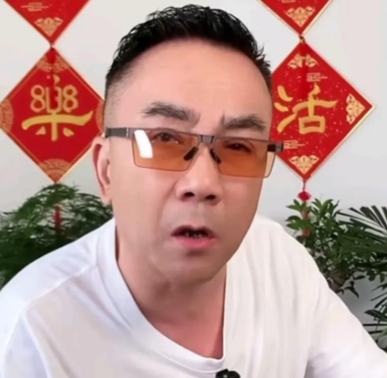 杨仪与德云社彻底翻脸！侯耀华清理门户事件，让郭德纲陷入困境-第4张图片-九妖电影