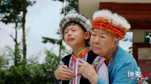 田华荣获“人民艺术家”国家荣誉称号！参演儿童电影《绑架者》（艺术家田华多大年龄）-第2张图片-九妖电影